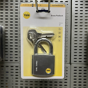 Ổ khóa Yale Y120/50/127/1 chìa răng cưa, màu bạc