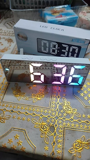 Đồng Hồ Led, Đồng Hồ Để Bàn RGB, Có Báo Thức, Hiển Thị Thời Gian, Nhiệt Độ, Có Cảm Biến Ánh Sáng Tự Động, Decor Phòng Ngủ Chill