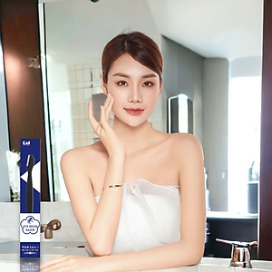 Dao Cạo Lông Mày Cán Dài Kai Groom 38531-HC1161