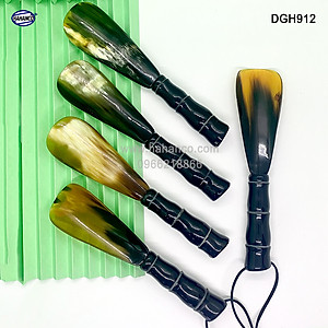 Đón giày bằng sừng tay cầm đốt trúc VIP (Dài 20cm) DGH912 - Chuyên dụng cho giày cao cấp - Cho giày Nam & Nữ - Product of HAHANCO