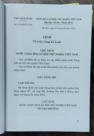 Sách Luật Đất Đai (năm 2024)