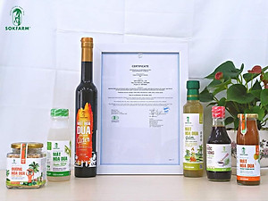Nước tương mật hoa dừa Sokfarm - Nước tương ăn dặm cho bé với hàm lượng muối thấp, khoáng chất cao, không gluten, không đường và không chất bảo quản