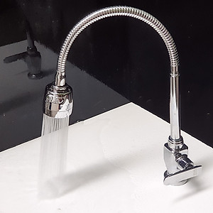 Vòi rửa chén lạnh cần lò xo Đồng mạ Chrome Eurolife EL-RC01 (Trắng bạc)