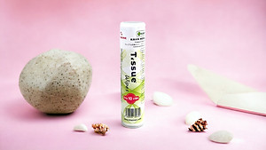 Tuýp Khăn nén cao cấp T.ssue Wipes (10 viên/tuýp). Sử dụng tiện lợi cho chuyến đi du lịch, công tác