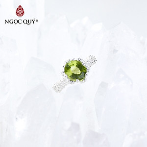 Nhẫn bạc nữ peridot mệnh hỏa, mộc - Ngọc Quý Gemstones