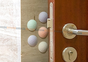 SET 3 Miếng Cao Su Dán Tường Chống Va Đập Chặn Cửa Giảm Tiếng Ồn Keo Siêu Dính Tiện Lợi