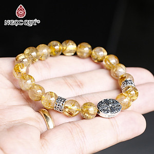 Vòng thạch anh tóc vàng AAA phối charm bạc 8.5mm mệnh thủy, kim - Ngọc Quý Gemstones
