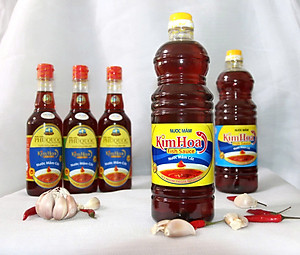 Nước Mắm truyền thống Kim Hoa Phú Quốc 25 độ đạm chai 1 Lít