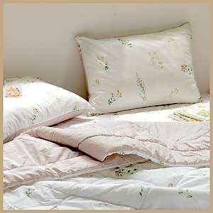 Chăn Chần Bông Arize Vải Microfiber Flower Beige 1.5mx2m, 2mx2.2m