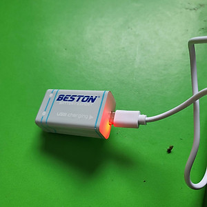Pin sạc 9V BESTON Lithium sạc trực tiếp USB micro/Type-C dùng cho mic karaoke, đồng hồ đo điện, máy nghe nhạc, đèn pin - Hàng nhập khẩu
