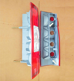 Bộ Đèn Hậu Ford Transit (2007 - 2012)