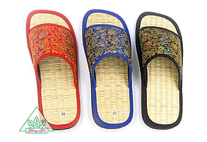 Dép chiếu Hương Quế DCQ-50 làm từ lụa tơ tằm - vải cotton - lớp đế cao su xốp cho đôi chân thơm - mát và khô thoáng - Xanh