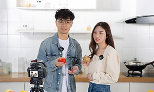 Micro Thu  Âm Cài Áo Saramonic Blink900 B2 Cho Điện Thoại & Máy Ảnh – Livestream/ Quay video/ Podcast -Hàng Chính Hãng 