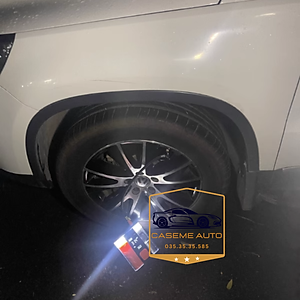 Bơm Lốp Ô Tô Kiêm Kích Bình Ắc Quy Roadman 8800mAh – Bơm Hơi Ô Tô Xe Máy, Cứu Hộ Khẩn Cấp, Sạc Pin USB, Màn Hình LED Hiển Thị Áp Suất - Hàng Chính Hãng