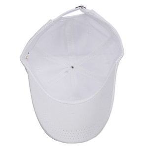 Mũ lưỡi trai thêu hoa cúc họa mi rơi cánh hot trend dành cho cả nam và nữ - Hạnh Dương