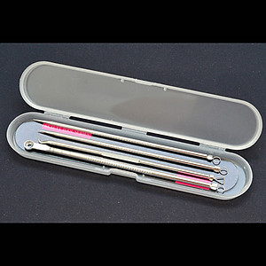 BỘ DỤNG CỤ NẶN MỤN 4 CÂY CÓ HỘP ĐỰNG - Hàng chính hãng