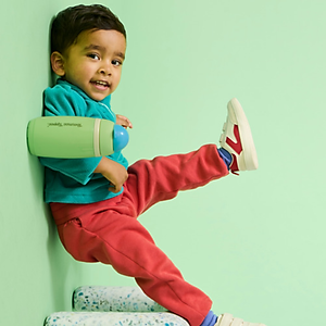 Bình uống nước giữ nhiệt có ống hút chống tràn, chống sặc Tommee Tippee ACTIVE STRAW, 266ml, cho bé từ 12 tháng – Xanh