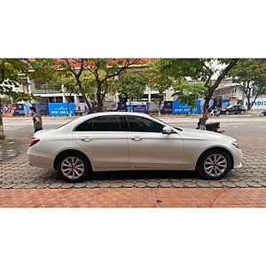 Rèm Che Nắng 2 Cánh Trước Xe Mercedes E200-250-300 Form 2016-2020