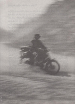 Sách Uống Cà Phê Trên Đường Của Vũ