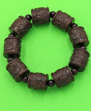 Vòng tay chuỗi hạt trụ rồng thần mộc