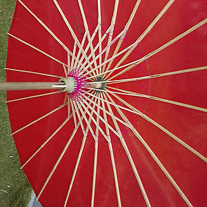 Dù cán gỗ Nhật Bản đỏ trơn