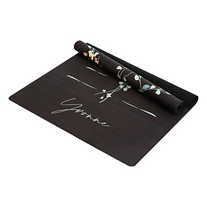 Thảm tập yoga du lịch cao cấp chính hãng Yvonne dày 1,5mm gấp gọn, bề mặt nhám, siêu bám, ưa mồ hôi, dễ vệ sinh, chất liệu cao su tự nhiên, kích thước 183cm x 66cm, nặng 1,2kg, foldable travel yoga mat with best grip,  anti-slipping surface