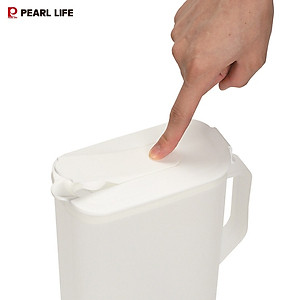 Bình đựng nước nắp bật Pearl Metal Cool Square 2 lít - Made in Japan