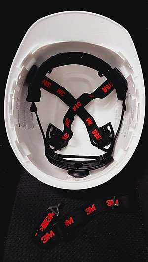 Nón Bảo Hộ Lao Động Có Cảm Biến 3M 701SFR-UV (bao gồm quai nón)