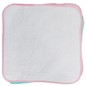 Bịch 8 Miếng Lót Giặt Máy Aiko (30x30) Cho Bé Sơ Sinh, Viền Vải Không Cấn Khi Lót Cho Bé