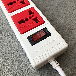 Ổ Cắm 6 Lỗ 3 Chấu Dây 2 Mét Điện Quang ĐQ ESK 2WR 63ECO - Trắng Đỏ