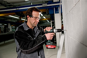 Máy Khoan Búa Dùng Pin Metabo SB 18 LT