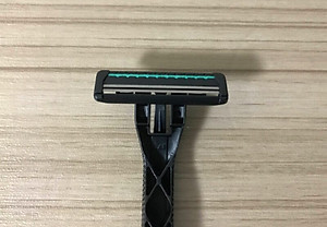 Dao Cạo Râu 2 Lưỡi Kép Kai Razor 00737-GA0023 (Set 3 cây)