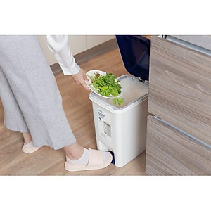 Thùng Rác Nhựa Cao Cấp Đạp Chân Nắp Đậy Chữ Nhật 15 Lít Inochi Nhật Bản- (230 x 309 x 398 mm) - Giao màu ngẫu nhiên