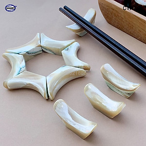 Combo 10 chiếc Gác đũa Thần Tài bằng ốc biển liền khối nhập khẩu từ New Zealand và Úc (CTH747) Nổi ánh xà cừ rất đẹp - mang lại bữa cơm ngon và tài lộc cho gia chủ 