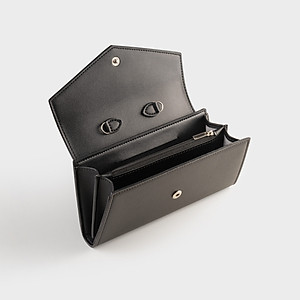 Ví Yuumy ( Thời trang nữ dáng dài kèm dây đeo chéo - Ví da Seasand YV104 )