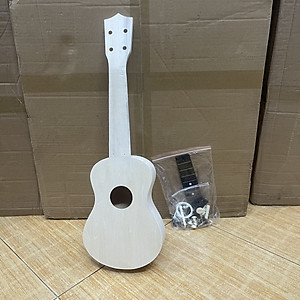 Đàn Ukulele Soprano size 21 Gỗ Mộc Không Sơn Màu
