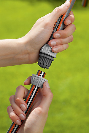 Cút nối ống dây 1/2" (13mm) Gardena 18232-50