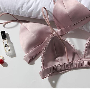 Áo Lót Bralette Vải Satin Dây Mảnh Không Gọng Viền Ren B066