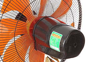 Quạt Treo Tường 2 Dây Senko TC1622 (65W) - Cam - Hàng Chính Hãng