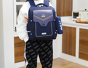 Balo học sinh tiểu học lớp 3 - 6 siêu nhẹ chống gù chống nước cao cấp phong cách mới