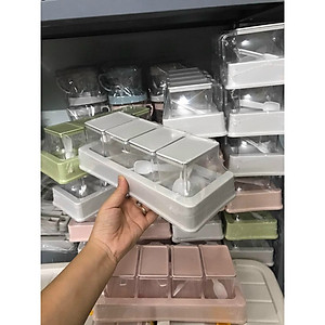 Combo 4 hủ đựng gia vị có muỗng và đế đựng hàng nhựa Việt Nhật chất lượng cao , an toàn - Hàng chính hãng