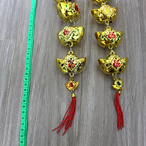 Liễn, Câu Đối, Thỏi Vàng, Thần Tài , Hồ Lô, Hoa Mai, Hoa Đào và các phụ kiện khác trang trí têt