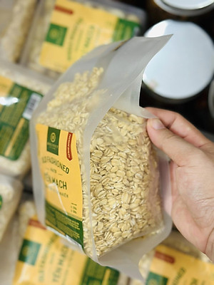 Yến mạch cán dẹt nguyên cám Úc đóng túi/ hũ 500gram thương hiệu Holinut