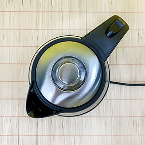 Ấm đun siêu tốc Lock&Lock thân bình thủy tinh dung tích 1.8L công suất 1850W EJK418SLV - Hàng chính hãng