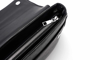 Túi đeo chéo nam phong cách mới  - BEE GEE DCN9168