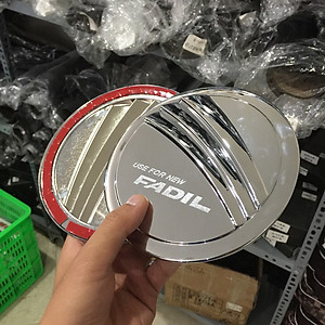 Ốp nắp bình xăng mạ Crom dành cho xe Vinfast Fadil