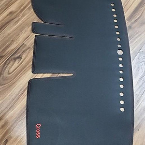 Thảm Taplo Toyota Colora Cross Da Vân Carbon Cao Cấp, Chóng Nóng Xe, Phản Chiếu Ánh Nắng