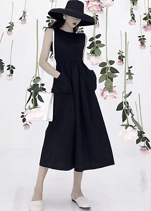 Đầm đen dài 2 túi