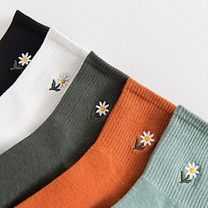 Set 5 Đôi Tất Nữ Cổ Cao Cao Cấp, Vớ Nữ Cao Cổ Họa Tiết Hoa Cúc - FIVE-CAO-HOACUC-CB5