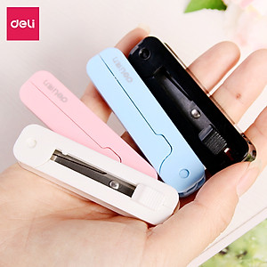 Kéo mini tiện lợi 105mm Deli - 5 màu Đen/ Xanh/ Hồng/ Trắng - Dành cho văn phòng, học sinh, sắc bén - 6072